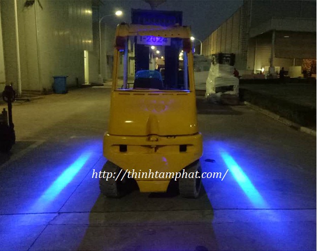 Cảnh báo hướng đi xe nâng bằng đen Led